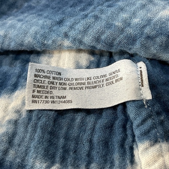 Colsie Blue & White Tie-Dye Cotton Shoulder Tie Flowy Tank Size XS - Picture 4 of 4